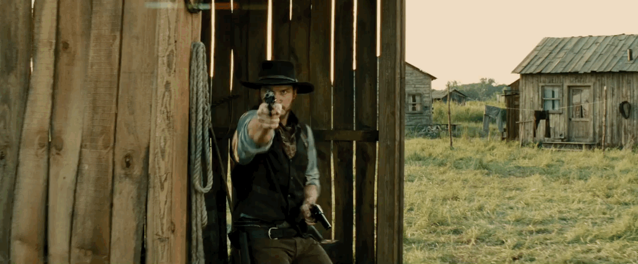 gif_chris_pratt_the_magnificent_seven_trailer_1